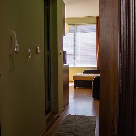 Central Couch Studio Поморие Экстерьер фото