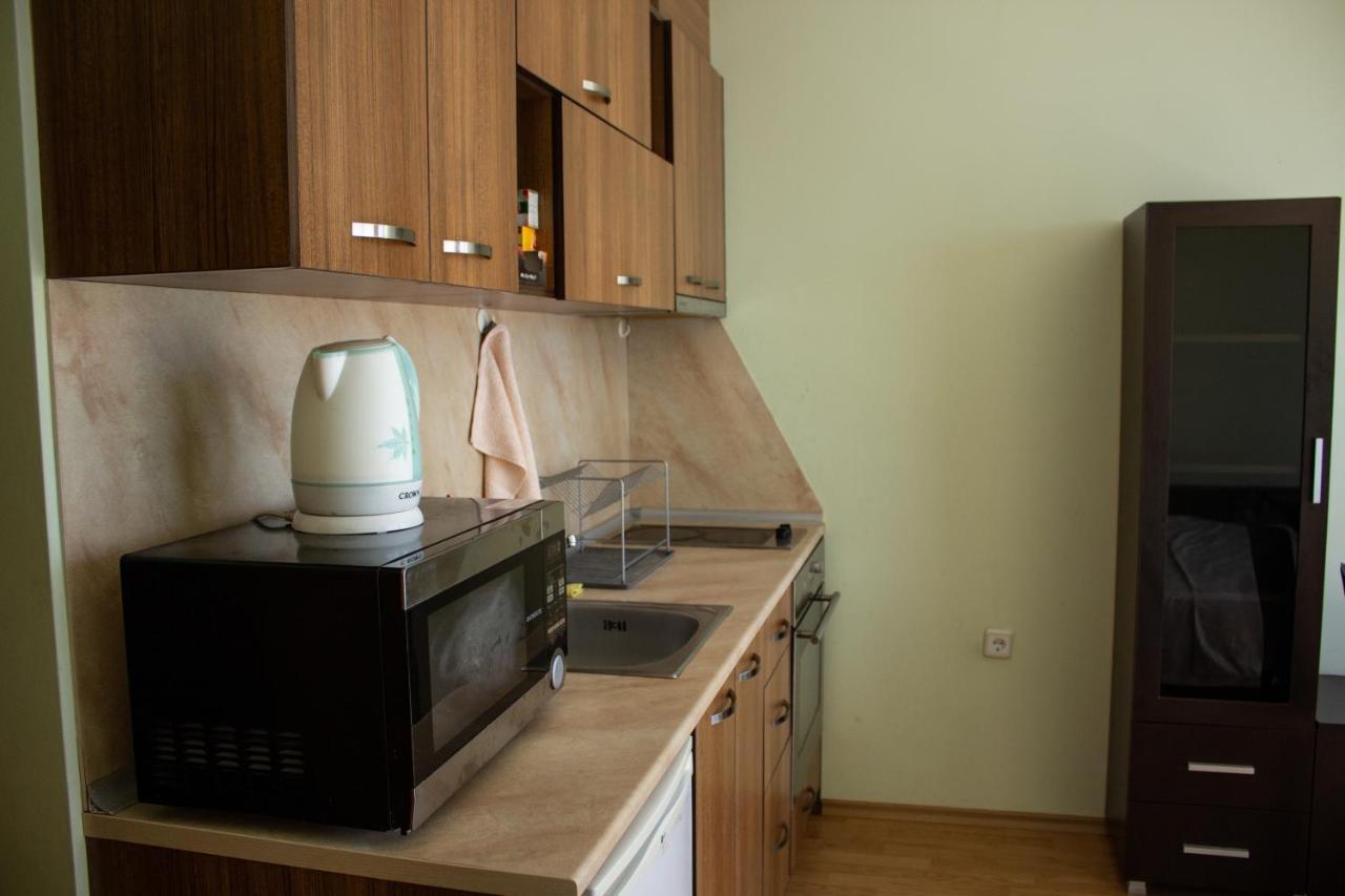 Central Couch Studio Поморие Экстерьер фото